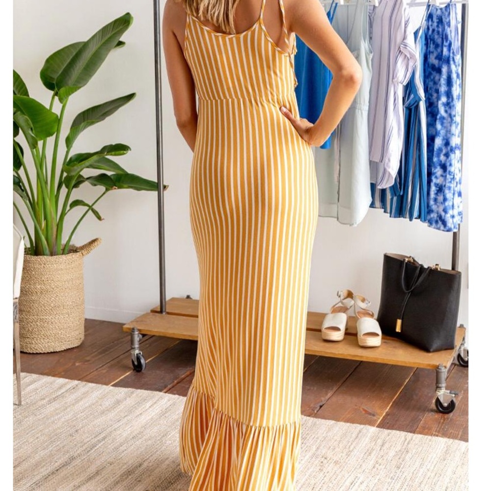 francesca’s maxi dress - Picture 2 of 5